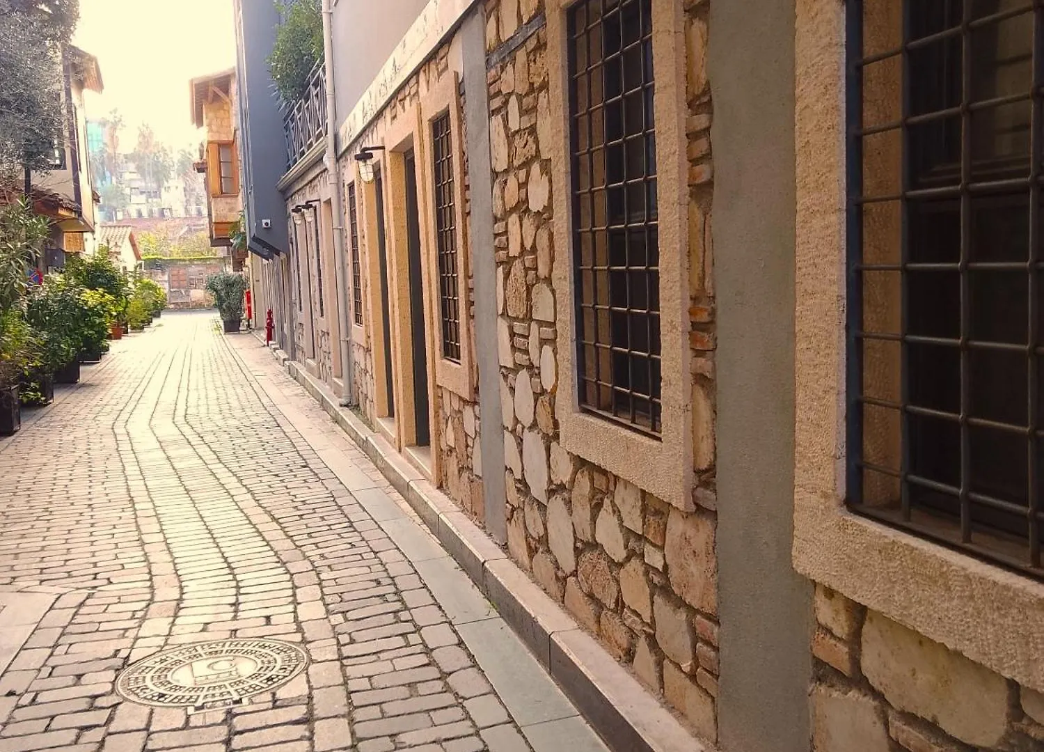 Magnificent Flat With Patio Near Hadrian'S Gate Apartment Antalya Turkey